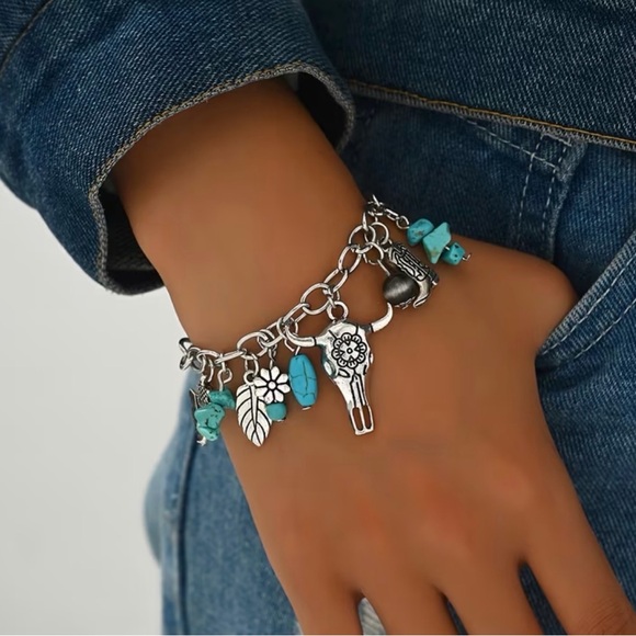 Jewelry - Western Bracelet Silver and Turquoise Charm Bracelet Cowboy Style Cowgirl